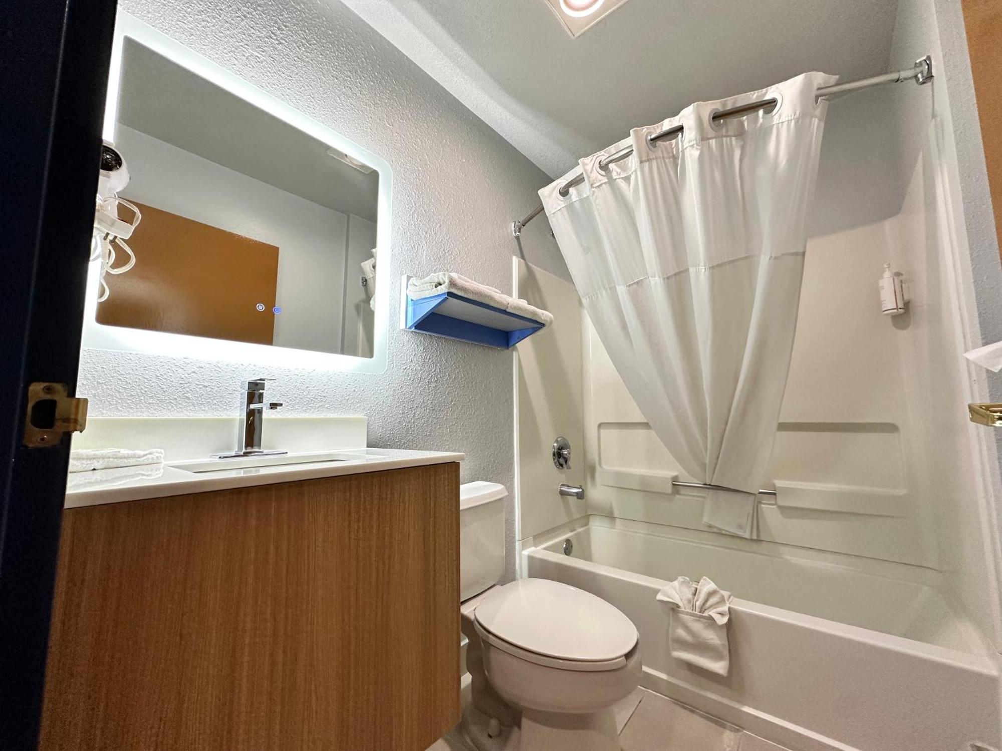 Microtel Inn & Suites By Wyndham Gallup - Pet Friendly Eksteriør bilde