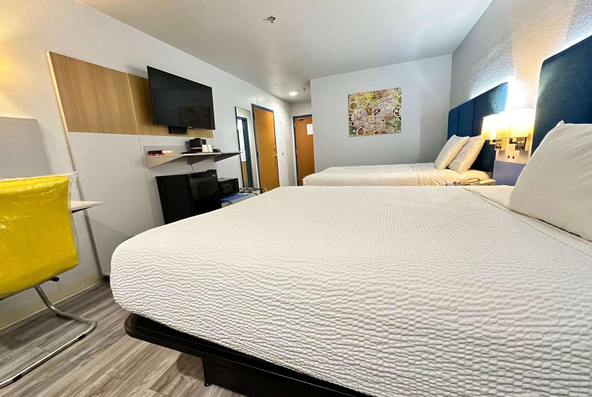 Microtel Inn & Suites By Wyndham Gallup - Pet Friendly Eksteriør bilde